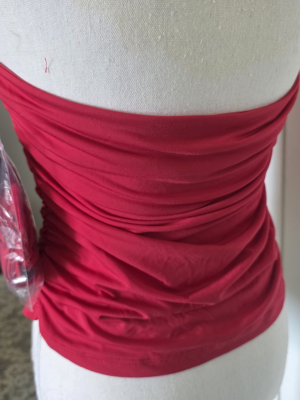 Strapless Red Ruched Tube Top - Picture 4 of 5